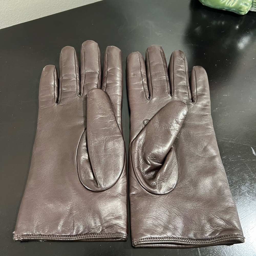 Coach gloves - Picture 2 of 2
